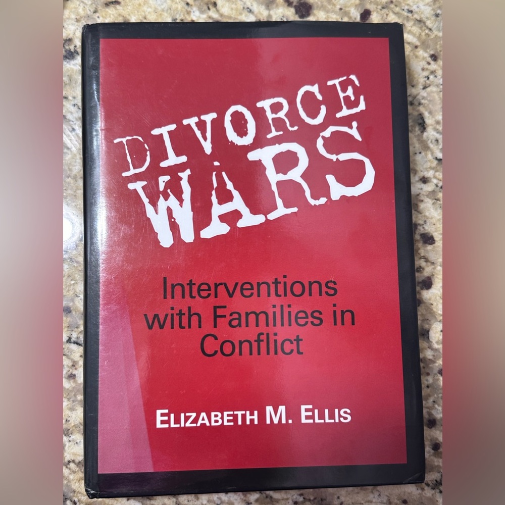 Book Divorce Wars: Interventions with Families in Conflict